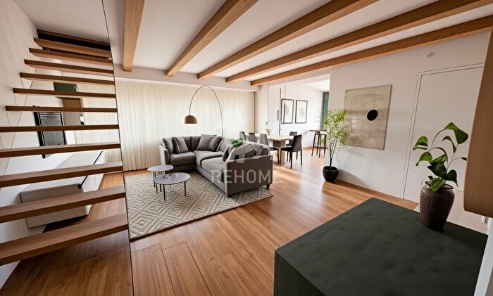 Casa con 5 locali in vendita in Via Cisis, Udine