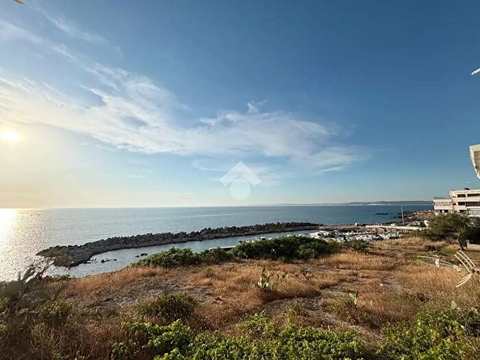 Appartamento trilocale in vendita in Via Catania, Gallipoli