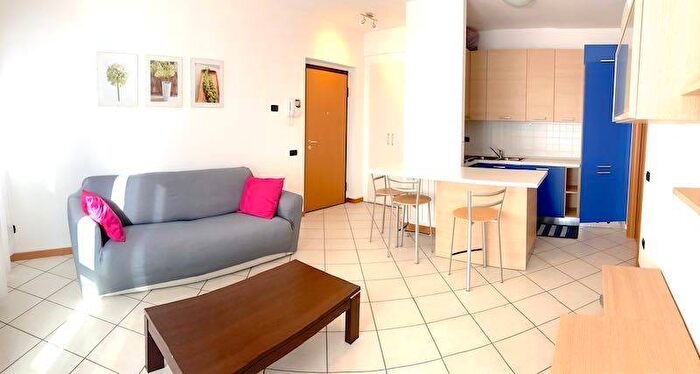 Appartamento bilocale in affitto in Via Pier Capponi, Sciarè, Gallarate