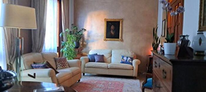 Appartamento quadrilocale in vendita in Reggio Emilia