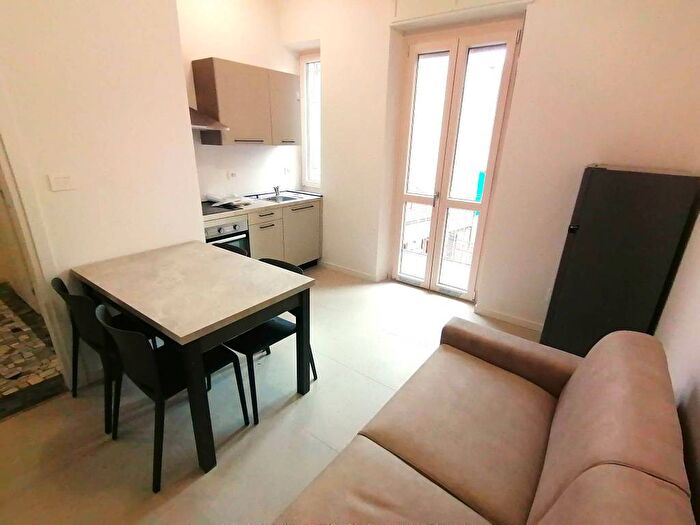 Appartamento trilocale in affitto in Via Frinco, Santa Rita, Torino