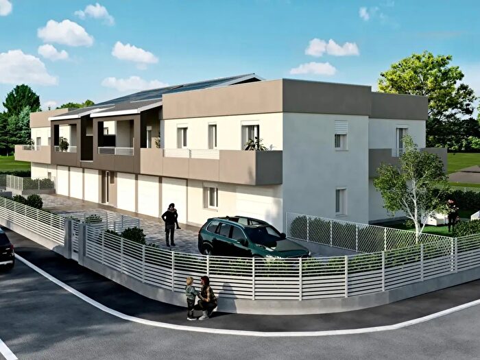 Appartamento con 5 locali in vendita in Via San Marco, Albignasego