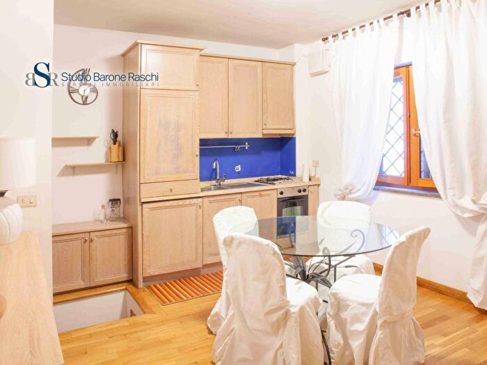 Appartamento trilocale in affitto in Corso di Francia, Vigna Clara Vigna Stelluti, Roma