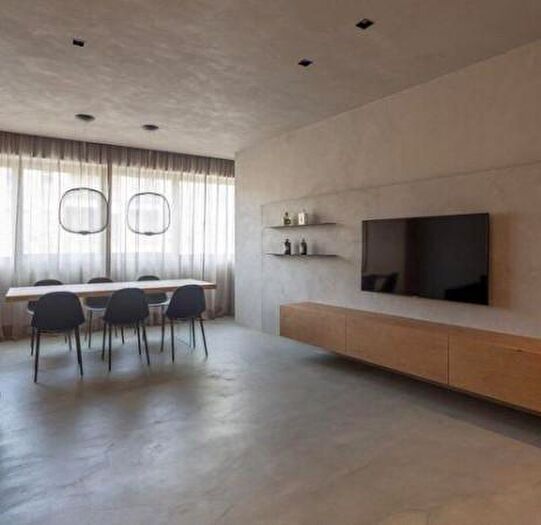 Casa con 6 locali in vendita in Reggio Emilia