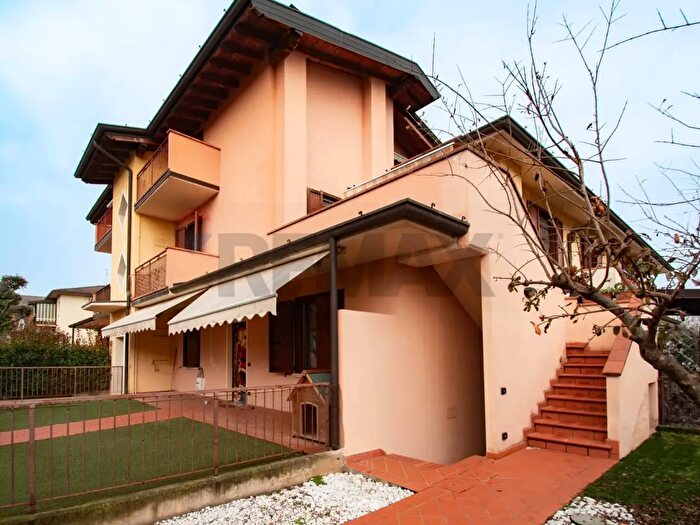 Appartamento trilocale in vendita in Via Monte Ortigara c, Ospitaletto