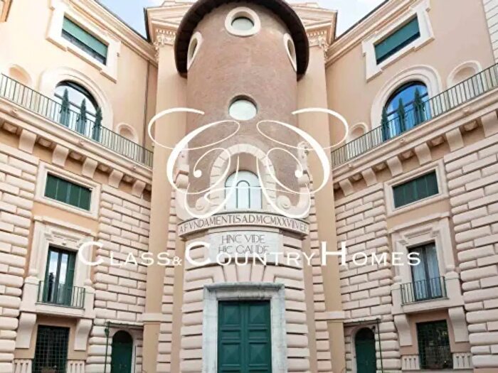 Appartamento con 6 locali in affitto in Via Bonaldo Stringher, Roma