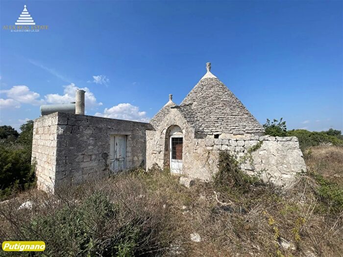 Casa bilocale in vendita in Via Conversano, Putignano