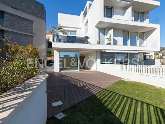 Appartamento trilocale in vendita in Via Adelasia, Alassio