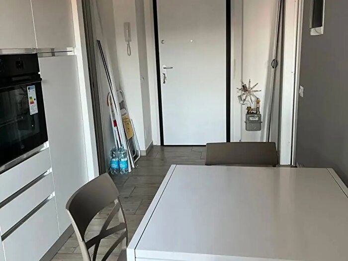 Appartamento monolocale in affitto in Via Varesina, Milano
