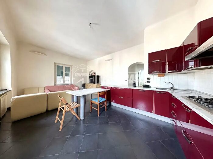 Appartamento quadrilocale in vendita in Via Giacomo Soliman, Genova
