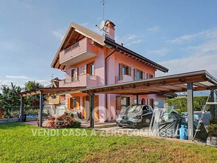 Casa con 5 locali in vendita in Via Augusto Buzzati a, Belluno