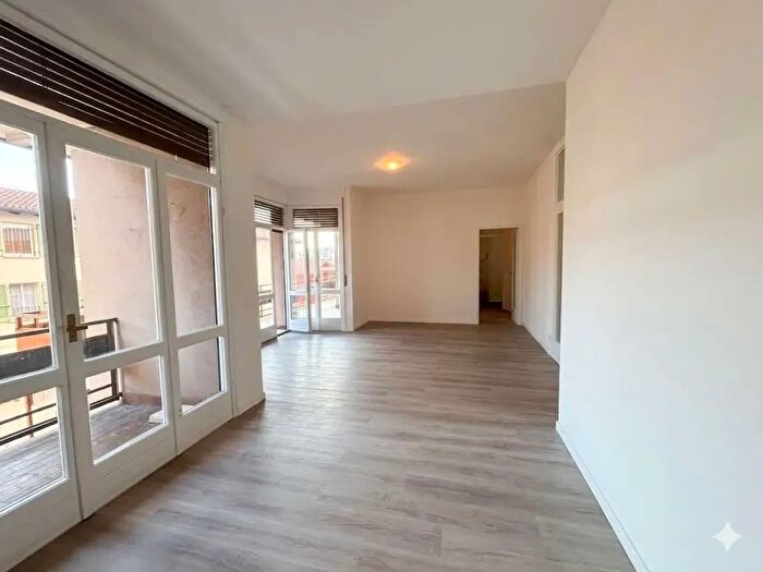 Appartamento trilocale in vendita in Via Italia, Seriate