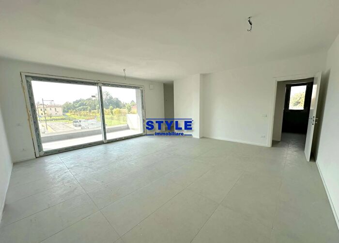 Appartamento con 5 locali in vendita in Dolo