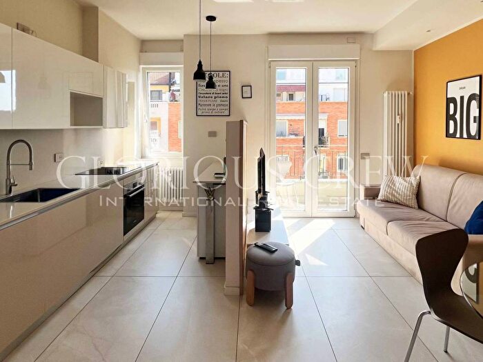 Appartamento bilocale in affitto in Via Carlo D'adda, Navigli Darsena, Milano