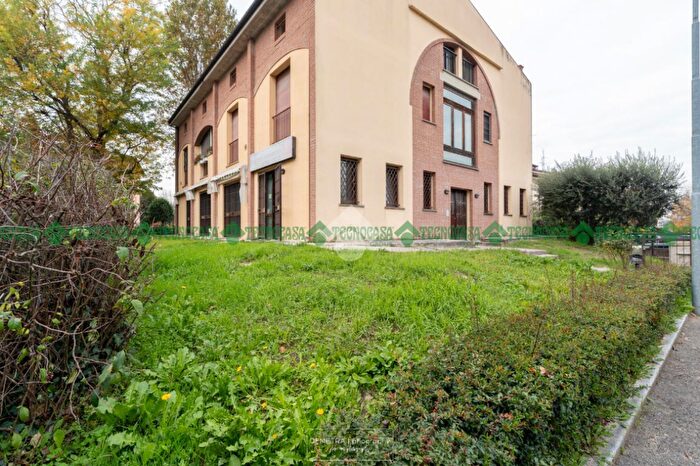 Appartamento con 5 locali in vendita in Via Fornace, Valsamoggia