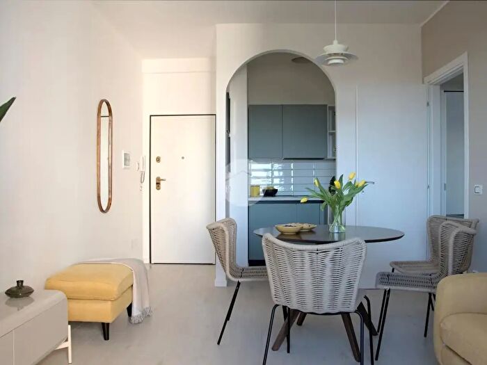 Appartamento trilocale in vendita in Vendita Viale Giuseppe Parini, Ravenna