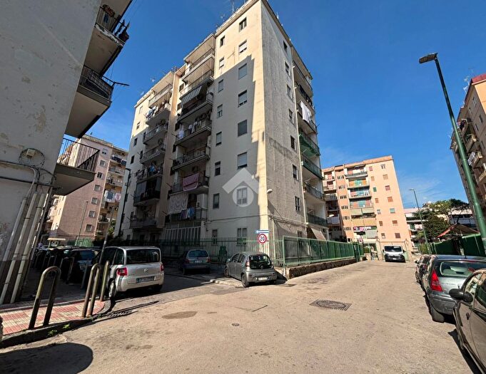 Appartamento trilocale in vendita in II Traversa Bernardino Martirano, Napoli