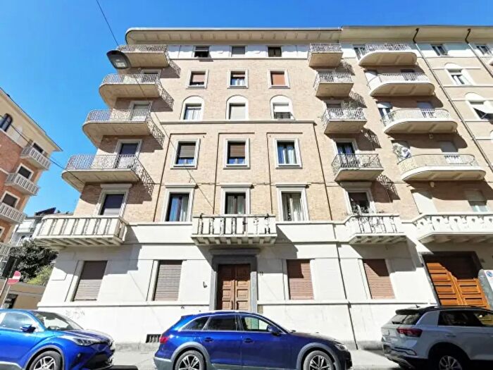 Appartamento quadrilocale in vendita in Via Felice Cordero di Pamparato, Torino
