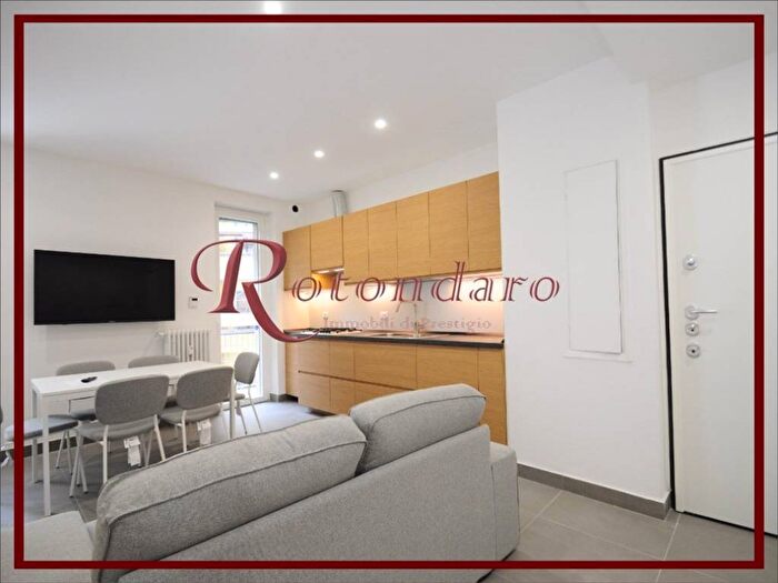 Appartamento quadrilocale in affitto in Via Privata Andrea Pellizzone, Città Studi, Milano