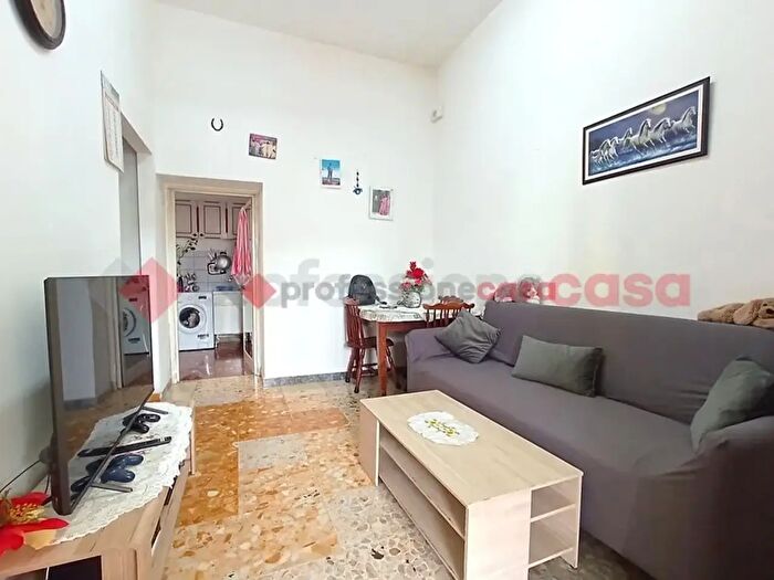 Appartamento trilocale in vendita in Via delle Pesche, Aprilia