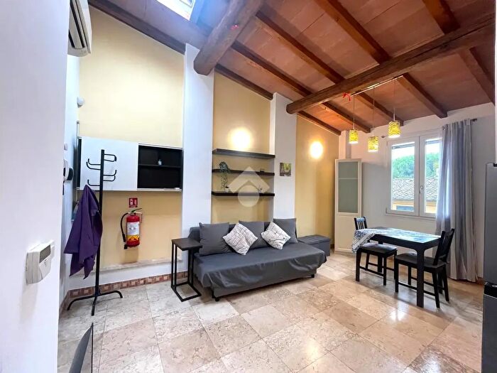 Appartamento bilocale in vendita in Via San Colombano, Scandicci