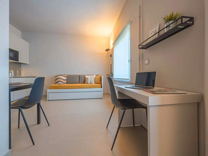 Appartamento monolocale in affitto in Via Antonio Cesari, Milano