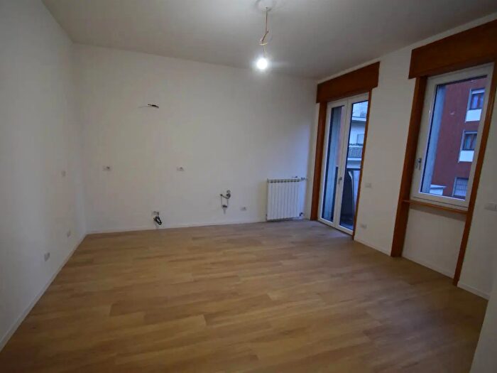 Appartamento quadrilocale in vendita in Piacenza