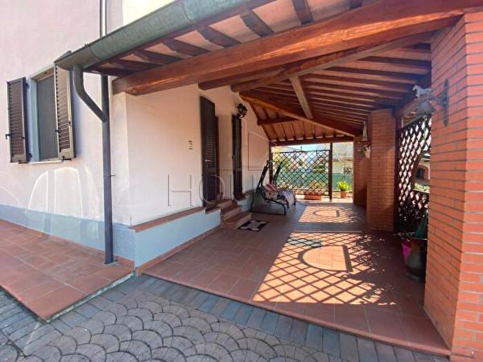 Casa con 6 locali in vendita in Via dellIndustria, Citta Di Castello