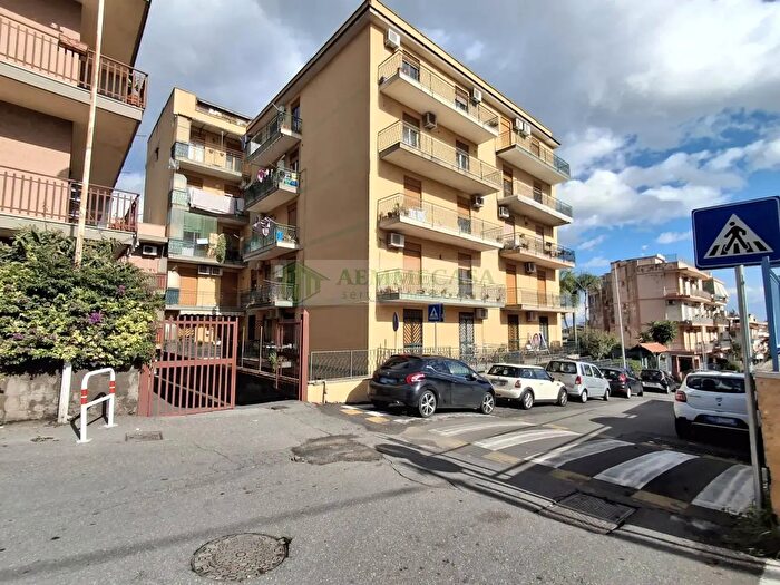 Appartamento quadrilocale in vendita in Via Andrea Doria, Gravina Di Catania