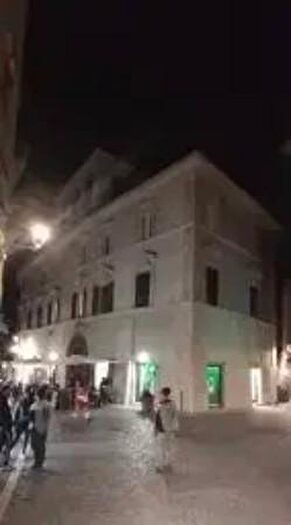 Appartamento con 6 locali in vendita in Via Trevio, Tivoli