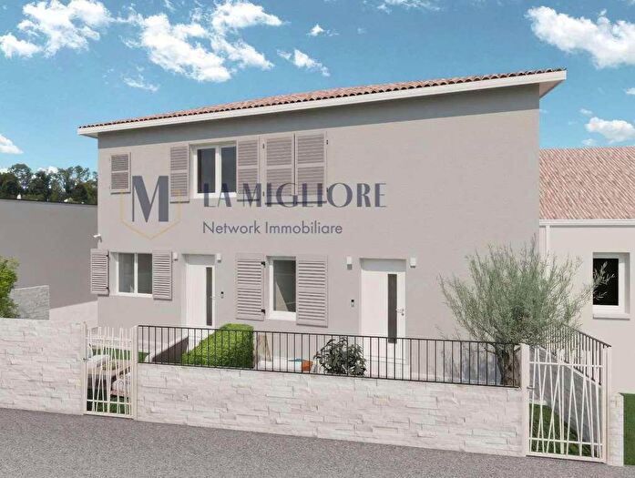 Casa quadrilocale in vendita in Prato