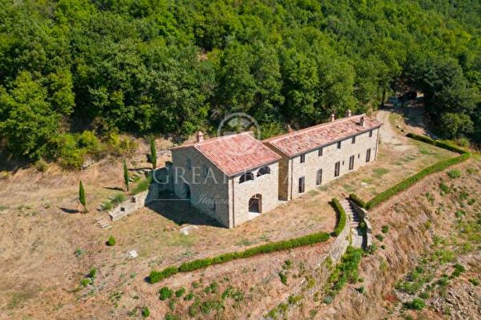 Casa con 6 locali in vendita in Vocabolo Toppo, Citta Di Castello