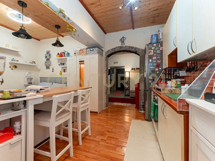 Casa con 5 locali in vendita in Via Nazionale, Acireale