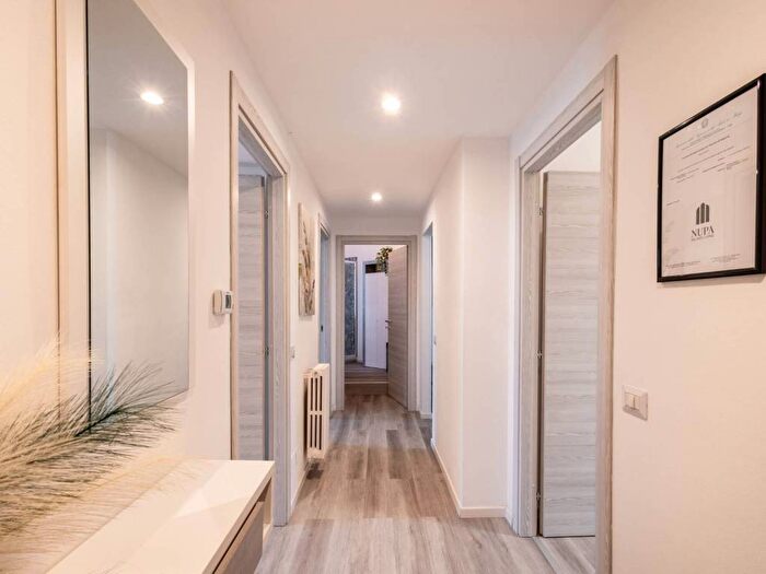 Appartamento trilocale in vendita in Via Marghera, Vercelli Wagner, Milano