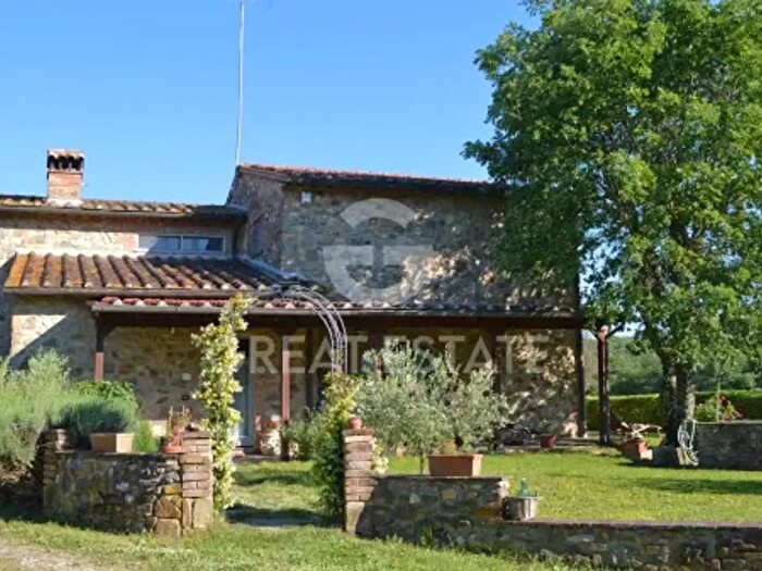 Casa con 6 locali in vendita in Piazza della Libertà, Casole D'Elsa