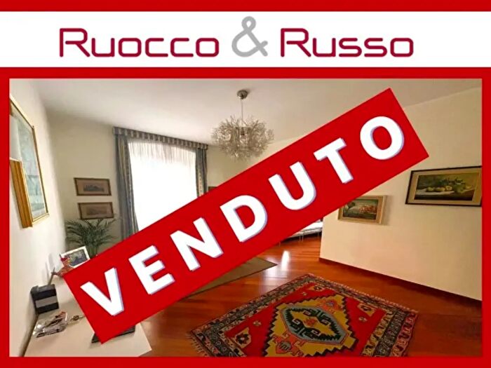 Appartamento con 5 locali in vendita in Genova