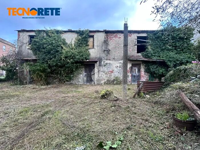 Casa con 5 locali in vendita in Via Privata Cieli, La Spezia