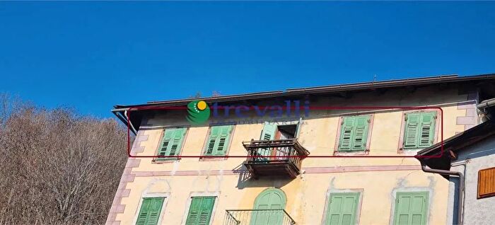 Appartamento con 6 locali in vendita in Pellizzano