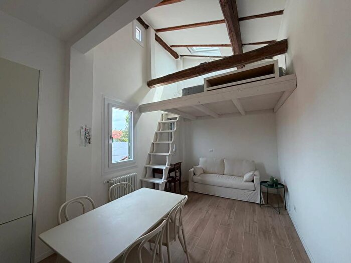 Appartamento monolocale in affitto in Via Remorsella, Santo Stefano, Bologna
