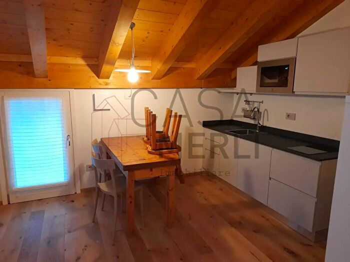 Appartamento monolocale in affitto in Via Porta Pretoria, Aosta