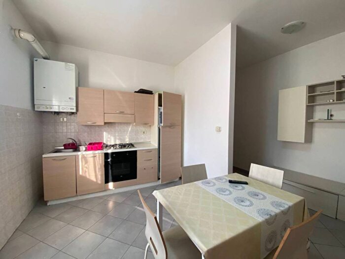 Appartamento trilocale in affitto in Centro, Poggio Rusco