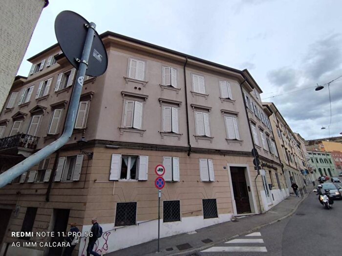Appartamento trilocale in affitto in Via San Michele, San Vito Campi Elisi, Trieste