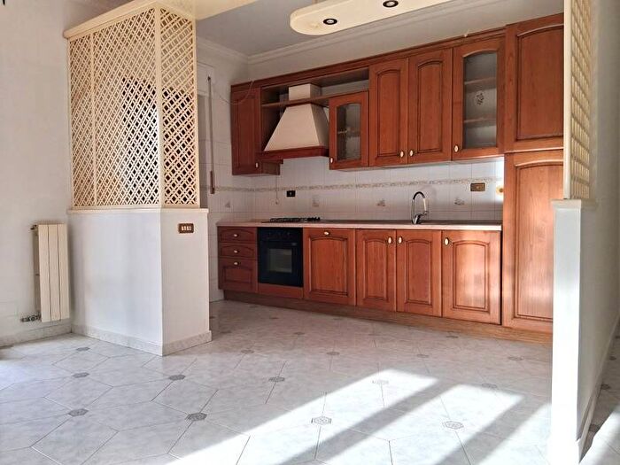 Appartamento trilocale in affitto in Semicentro, Aprilia