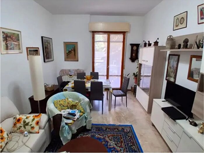 Appartamento trilocale in vendita in Via Settembre, Voghera