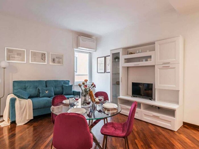 Appartamento trilocale in affitto in Via Frattina, Spagna, Roma