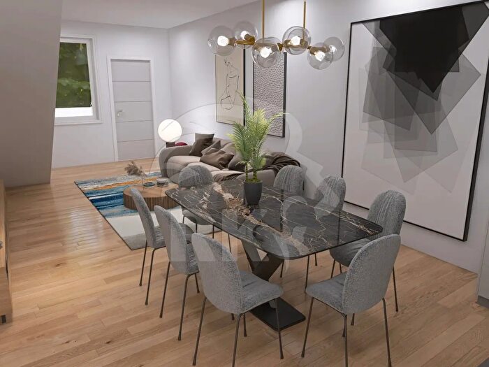 Appartamento trilocale in vendita in Via Emilia Ponente, Bologna