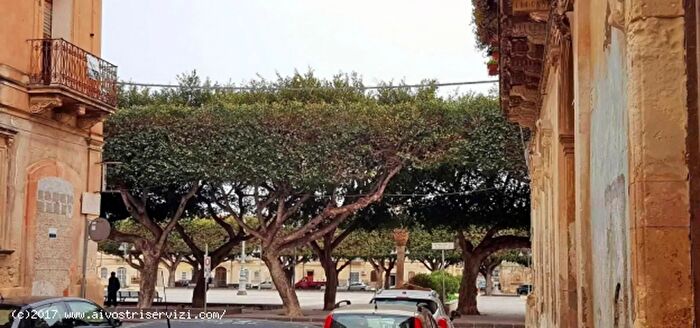 Appartamento trilocale in vendita in Via Caltanissetta Siracusa, Siracusa