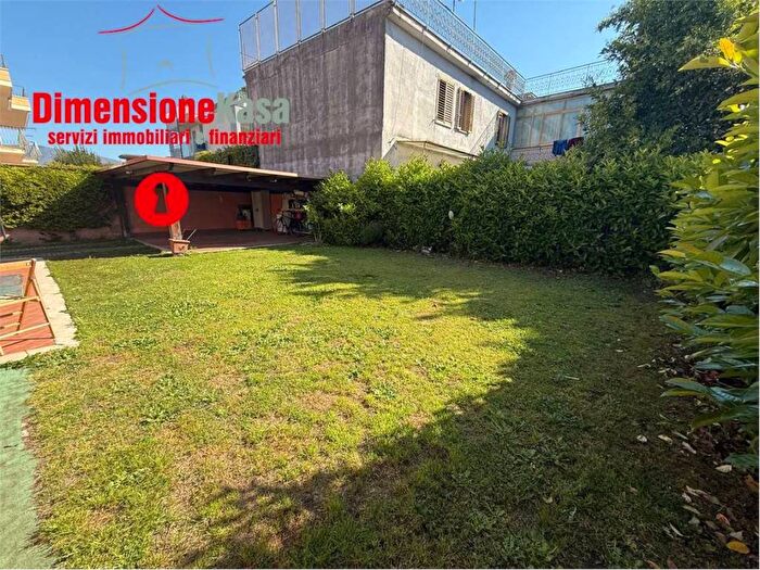 Casa con 5 locali in affitto in via nazionale delle puglie, Centro, Nola