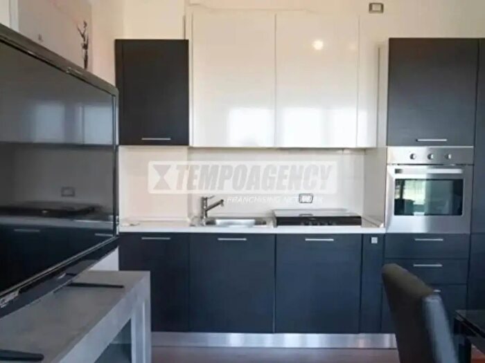 Appartamento bilocale in affitto in Via del Futurismo, Milano