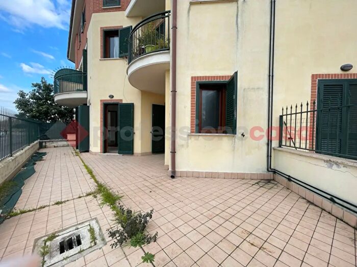 Appartamento trilocale in vendita in Via Don Giovanni Minzoni a, Tivoli